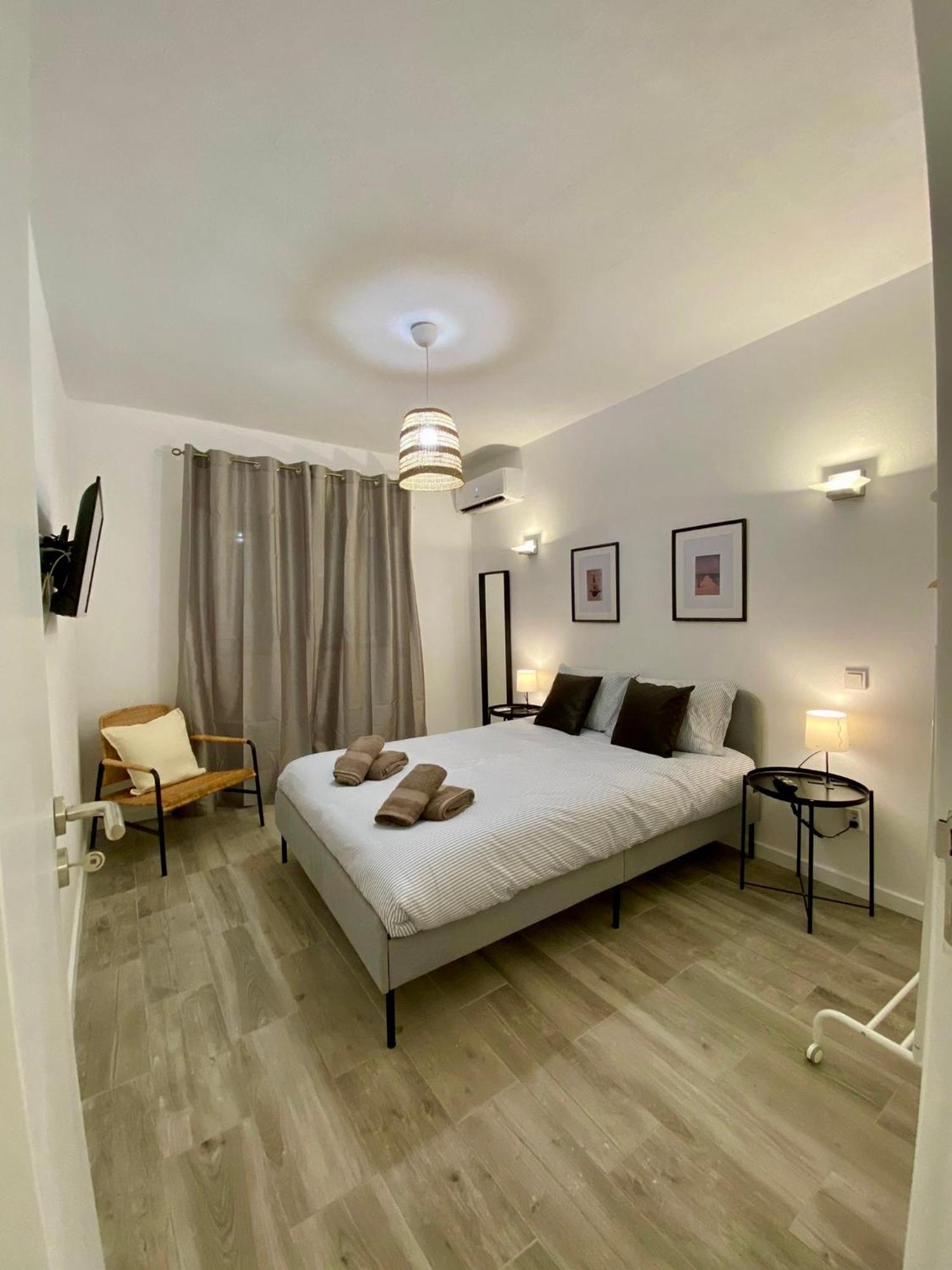 Casa Pe Da Praia Monte Gordo Exteriör bild